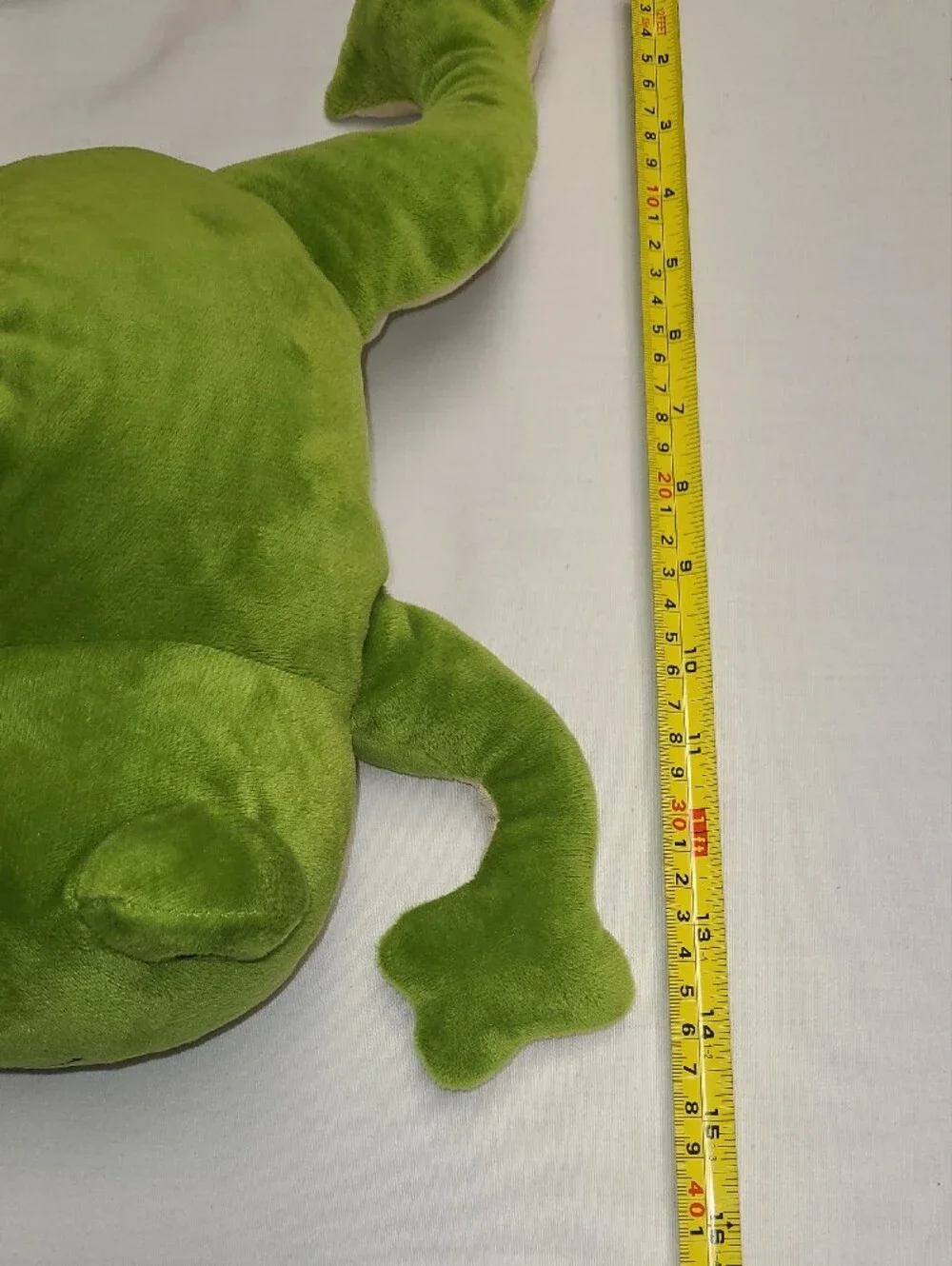 KiwiCo Plush Green Froggie Dissection Lab Soft STEM learning, interactive, learn
